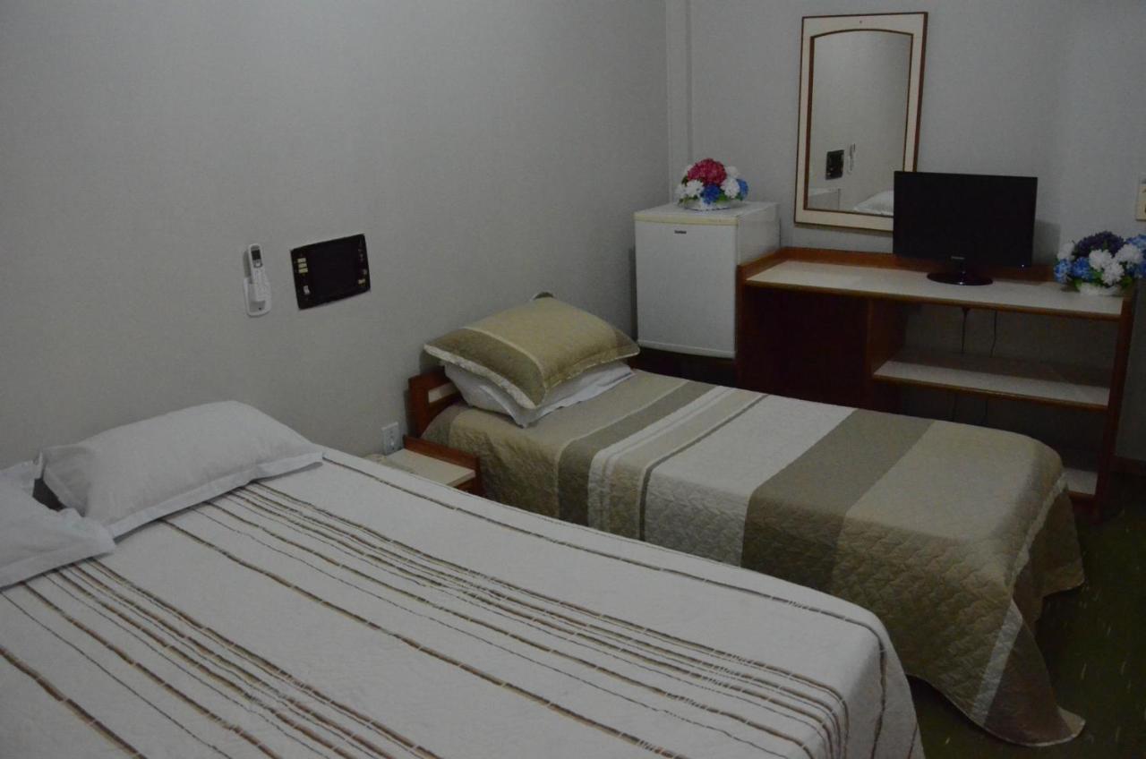 Hotel Novo Tamburi Santa Terezinha do Itaipu Exterior foto